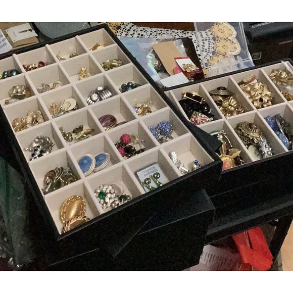 Vintage, retro, and truck stop jewelry - Picture 2 of 5